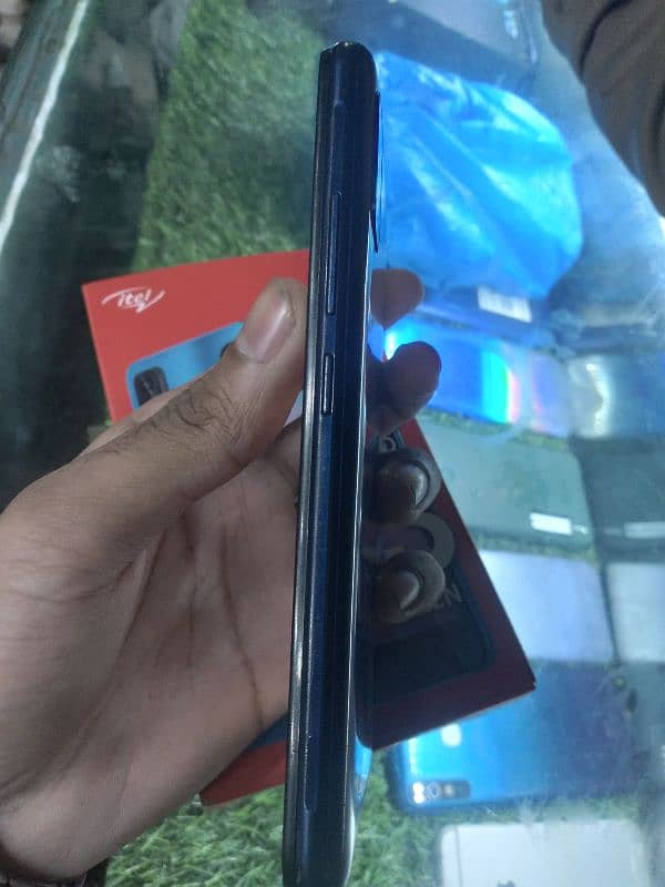 itel A23 4G LTE 1GB Ram 8GB rom 3