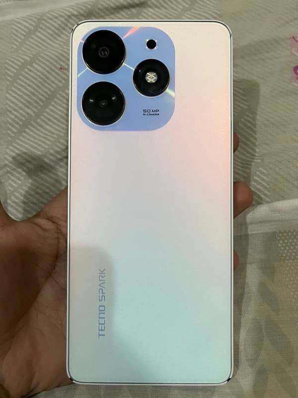 Tecno Spark 10 Pro 16/128Gb with all accessories 0