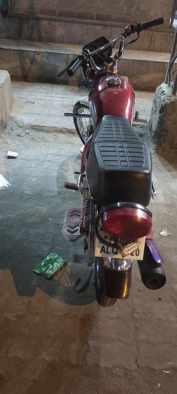 Honda cg125 red colour 1