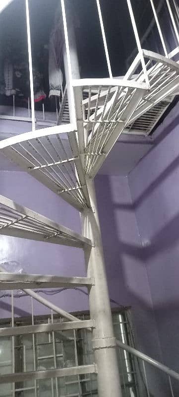 Heavy Iron Stairs 2.5 ft Step size 4 inch Pillar 1