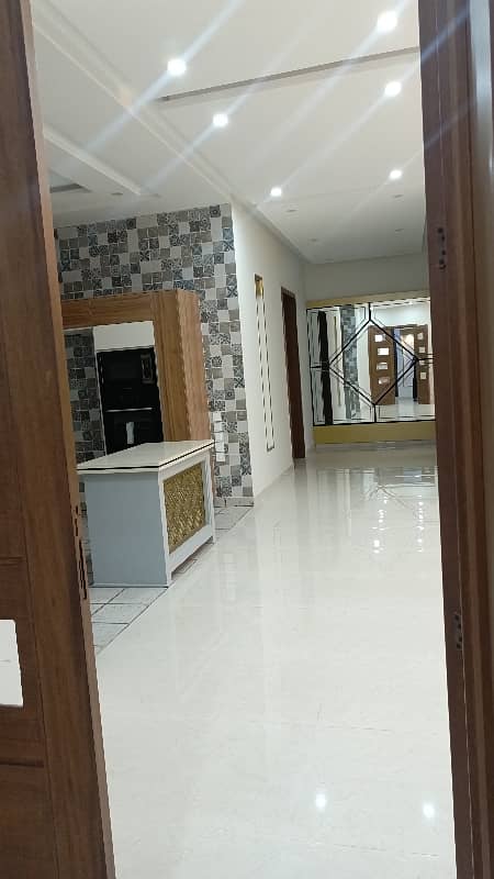 ONE KANAL BRAND NEW CONTRUCTED BEAUTIFUL HOUSE FOR SELL AT PRIME LOCATION OF DHA PHASE 2 ISLAMABAD 8