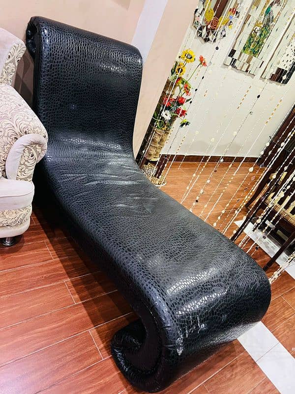 Dewan Big Black Huge Size 6ft Plus 0