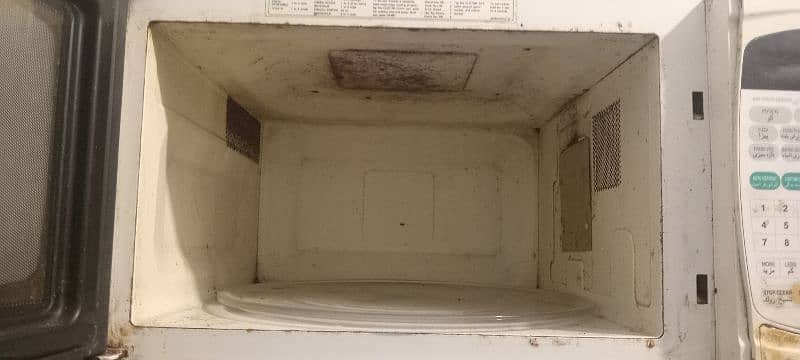 LG microwave 2