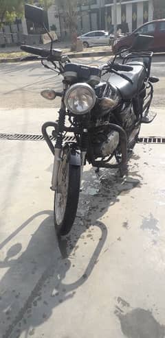 Suzuki GS 150 SE