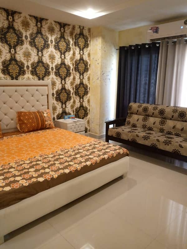 Par Day short time One BeD Room apartment Available for rent in Bahria town phase 4 and 6 empire Heights 2 Family apartment 2