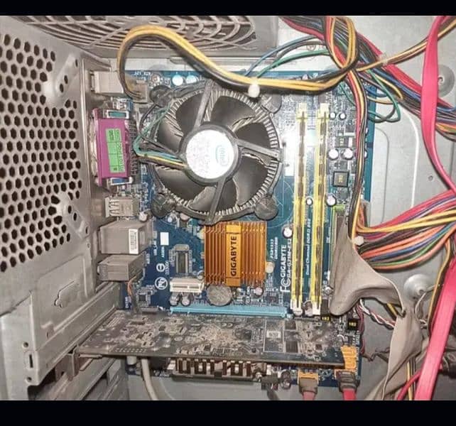 Intel tower CPU cour to dou 4