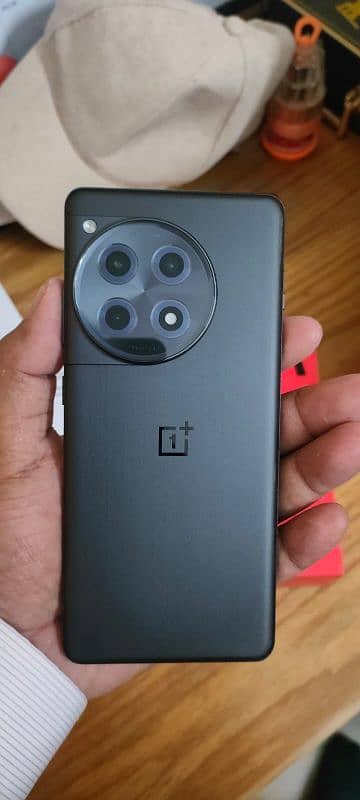 oneplus 12r 4