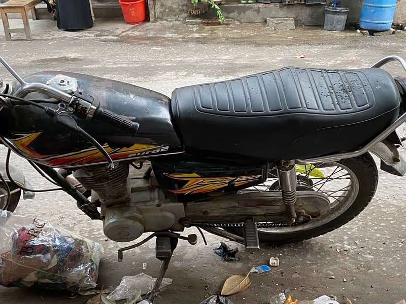 honda 125 conditions pic ma dekh sikta hai 1