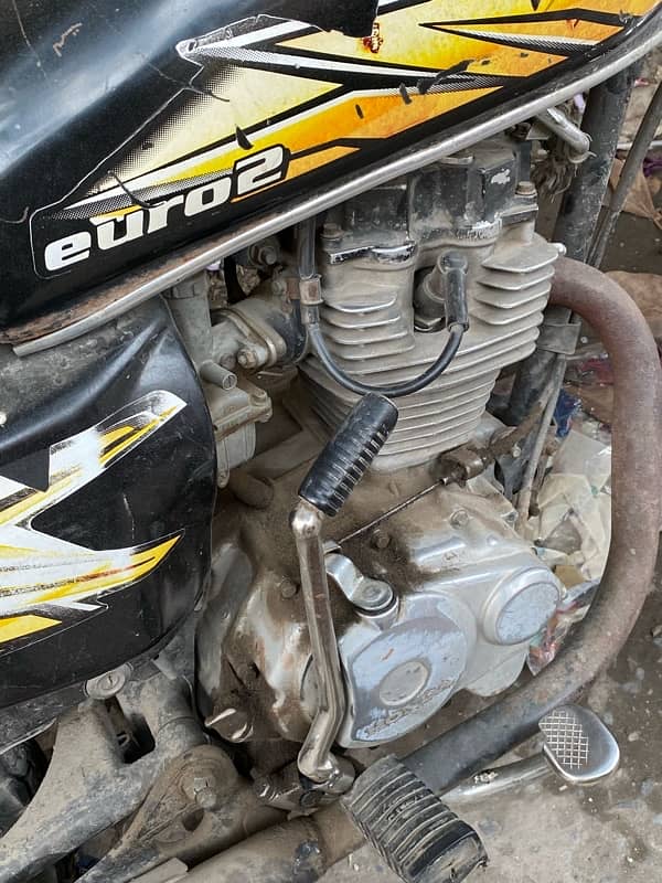 honda 125 conditions pic ma dekh sikta hai 3