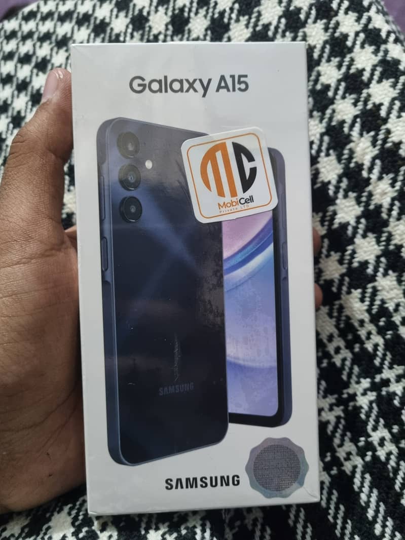 samsung A15 box pack 0