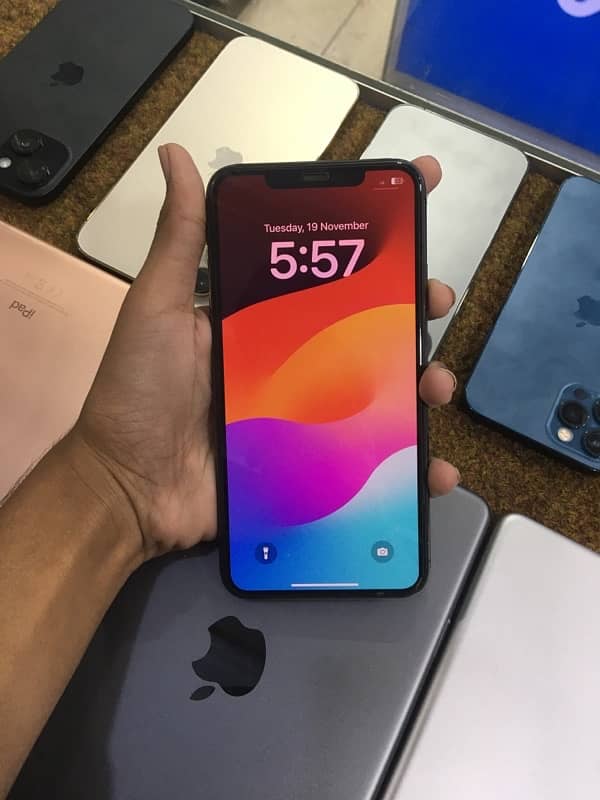 iPhone 11 Pro Max 64gb Bypass 1