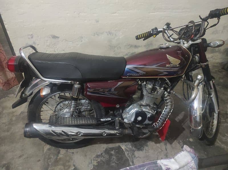 CG 125 in a very good condition 7