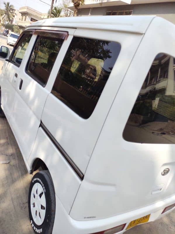 Daihatsu Hijet 2013 9