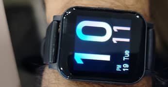 Oraimo Brand smart watch Beautiful condition