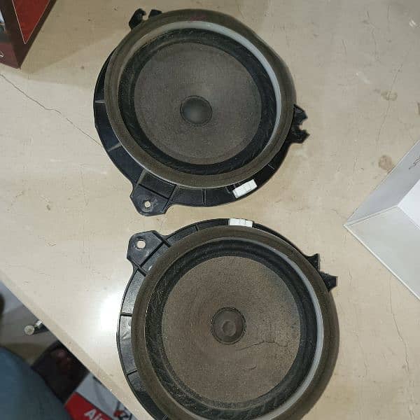 Toyota vitz 2006 front door speakers 6 inch for sale 1