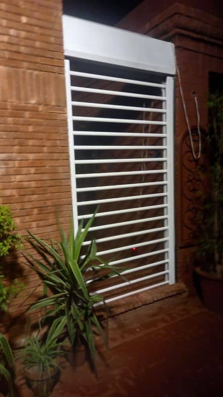 Automatic Polycarbonate Roller Shutters, Auto shutter, Garage Shutters 2