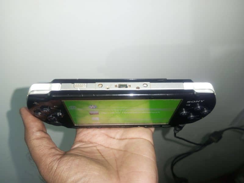 Sony PSP 2001 Slim 3