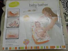 Mastela Baby Bather with soft mesh cloth