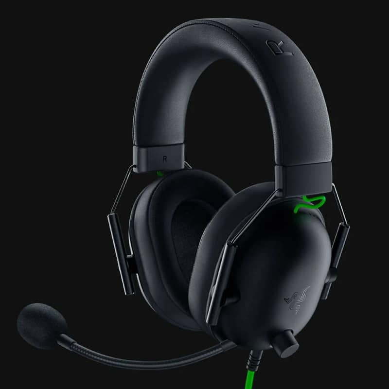 Razer Blackshark V2 X Gaming Headset for PC, Mac, PS4, Xbox. AiO 3