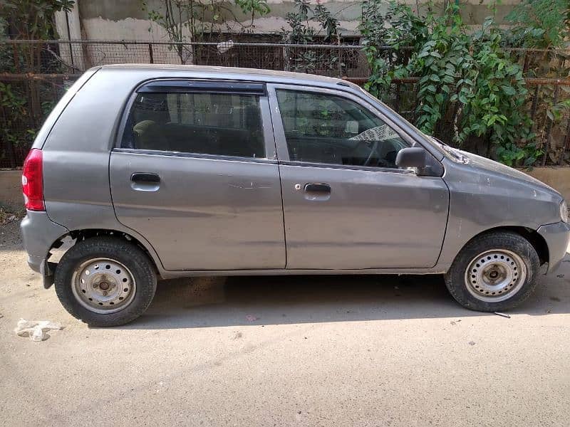 Suzuki Alto 2011 3