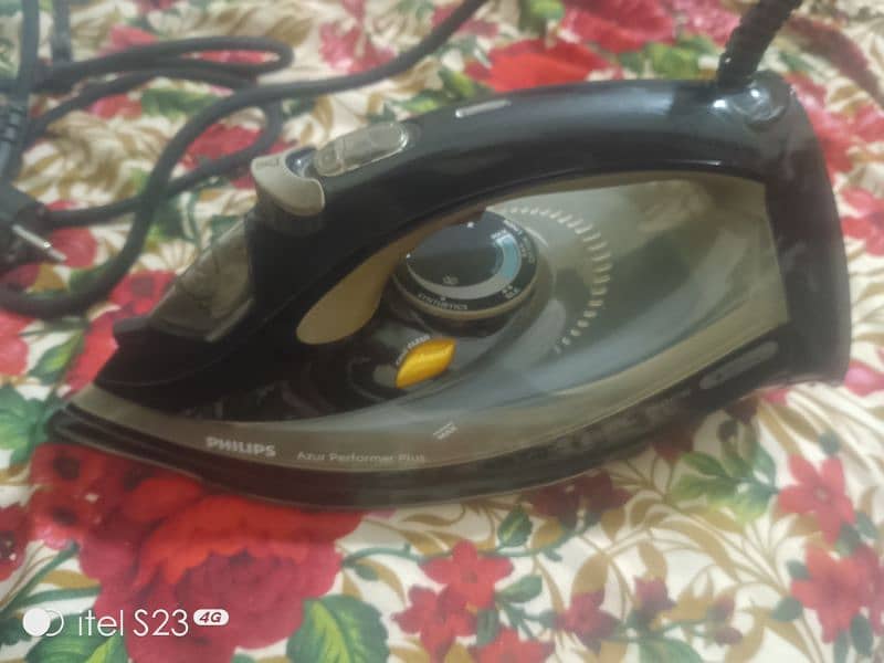 steam iron 4