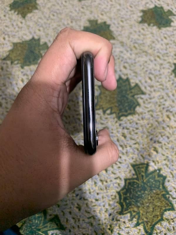 Iphone x Black 64gb Urgent Sale 2