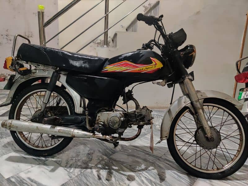 Honda CD70 0