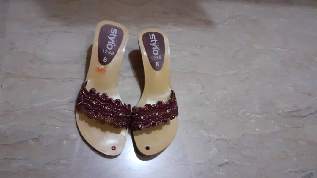 Ladies chappals (Size 38) 8