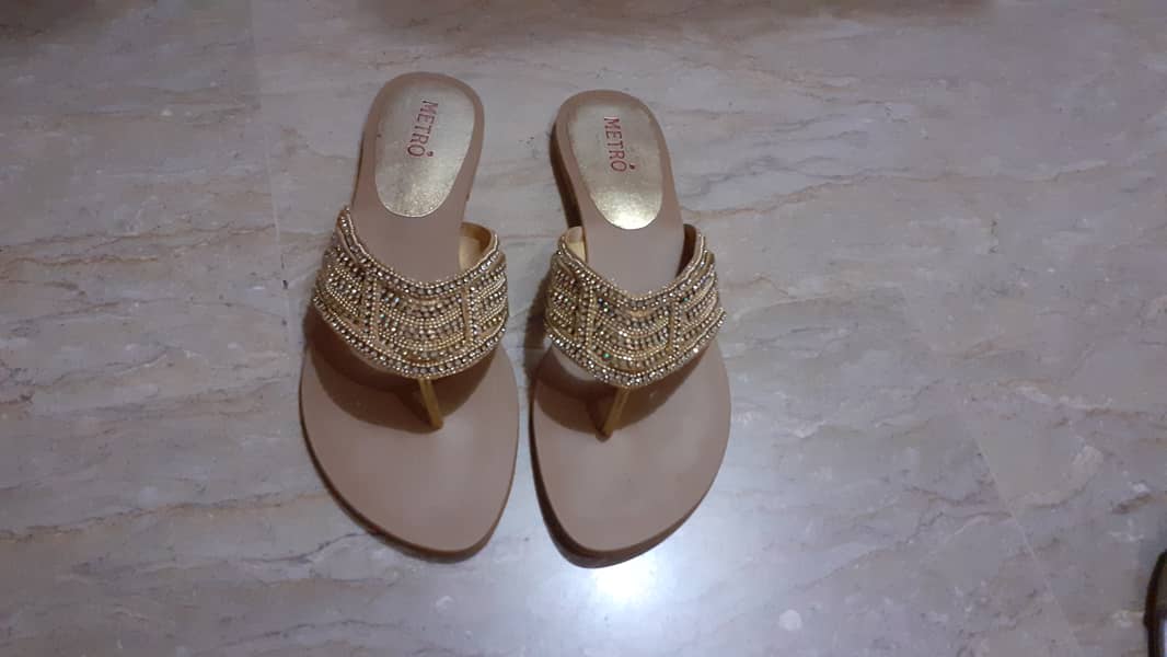 Ladies chappals (Size 38) 9