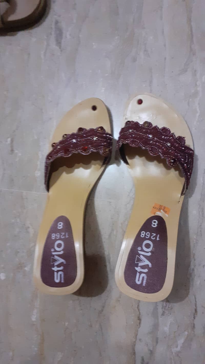 Ladies chappals (Size 38) 17