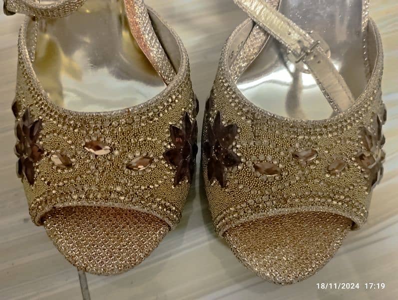 Fully Embellished Golden bridal Heels 0