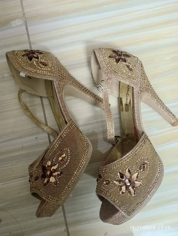 Fully Embellished Golden bridal Heels 5