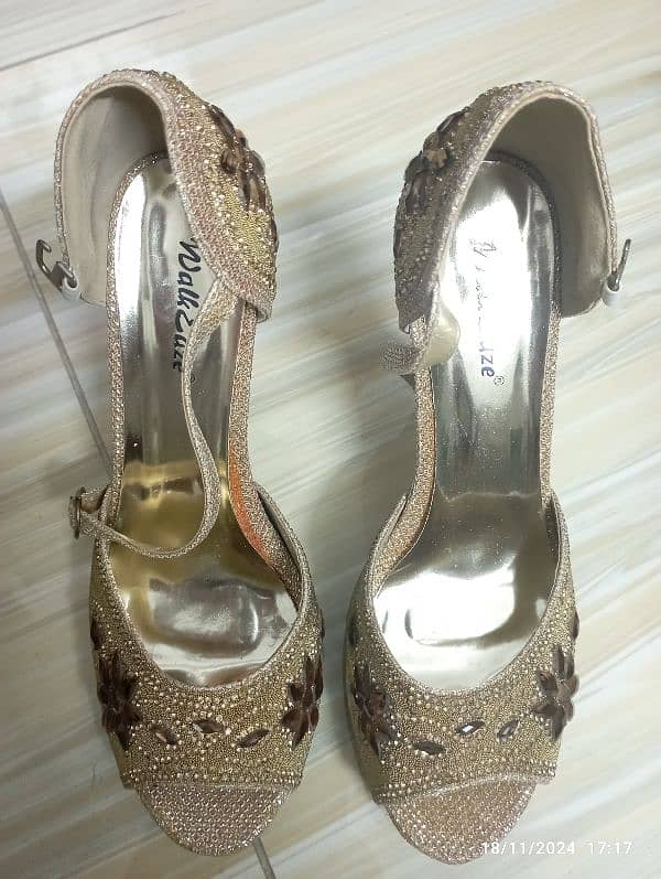 Fully Embellished Golden bridal Heels 11