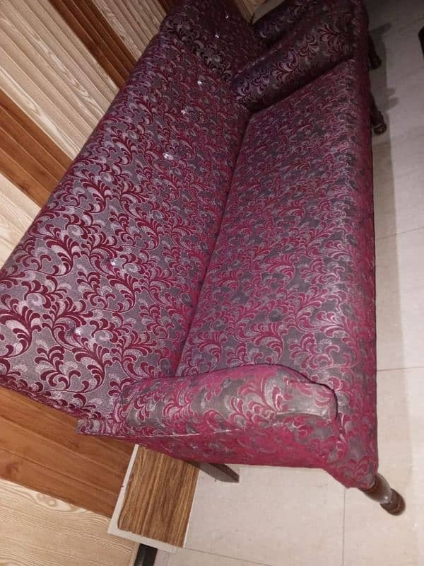 Sofa 5 seater and Deevan 1