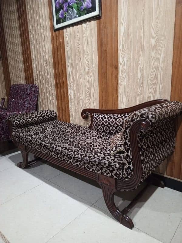 Sofa 5 seater and Deevan 3