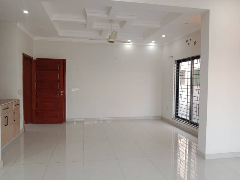 1kanal Brand New Upper Portion with Separate Enterance in Dha Phase 8 Eden City 0