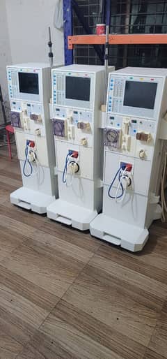 Frcesniuse dialysis machines 4008s