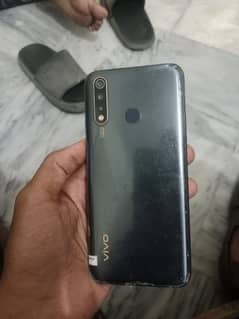 vivo y 19 one hand use only 8,256