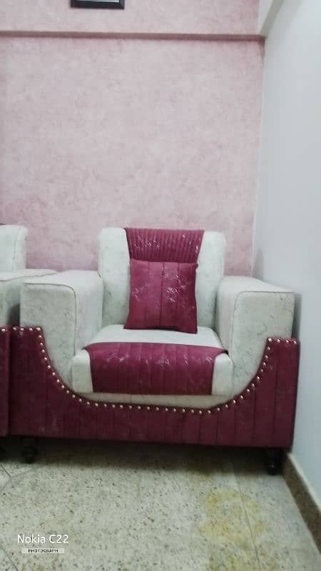 5 seater drawing room luxury sofa set premium white and maroon color 2