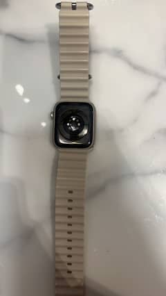 Apple watch series 8