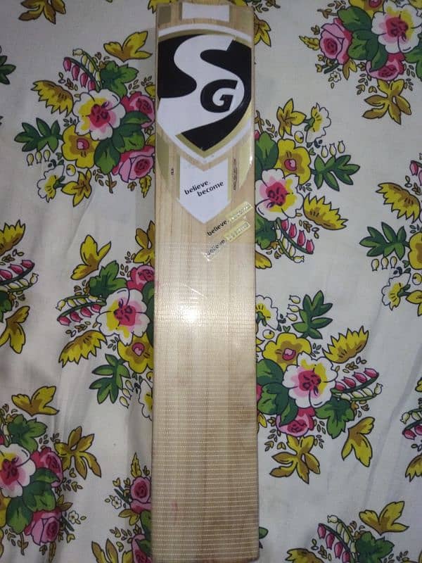 SG English Willow Sunil Gavaskar Original Bat And Kookaburra ball free 2