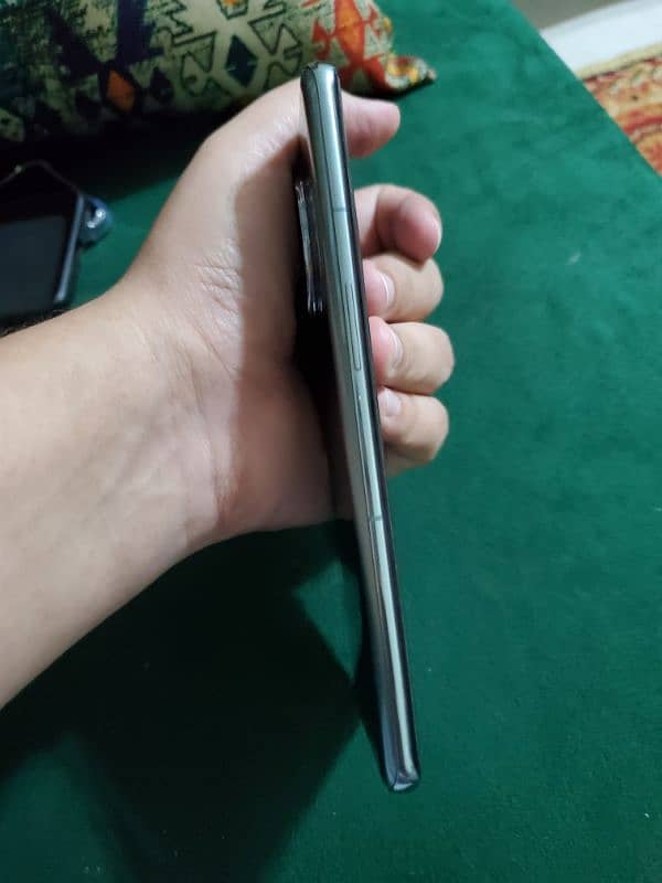 one plus 11 for sale in brandnew condition 5