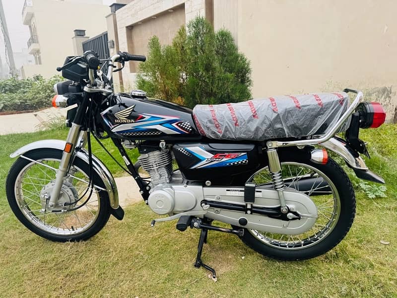 honda 125 23/24 model 4