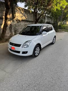 Suzuki Swift DLX Full option (navigation)