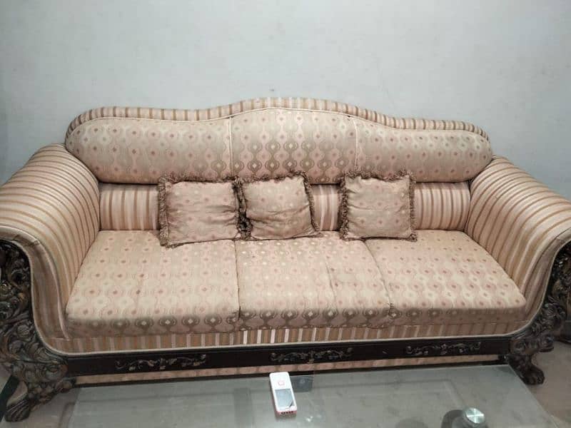 5 seater sofa with centre table 0