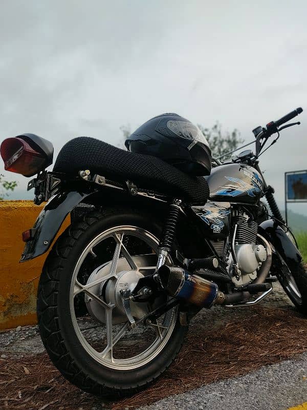 Suzuki gs 150 se mint condition modified 0