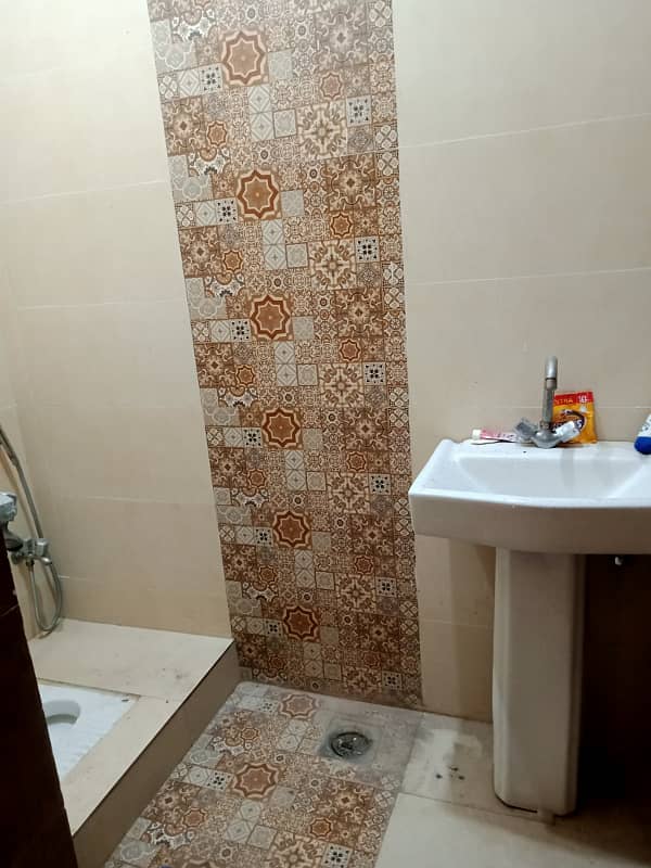 Furnish Room For Rent in ALFALAH TOWN near LUMS DHA LAHORE 4