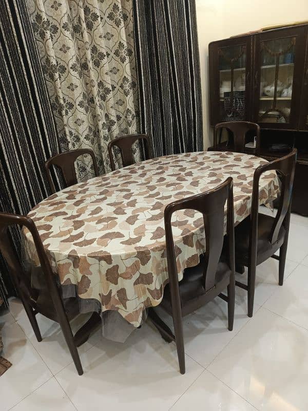 Wooden Dining Table - 6 Seats in new condition 2