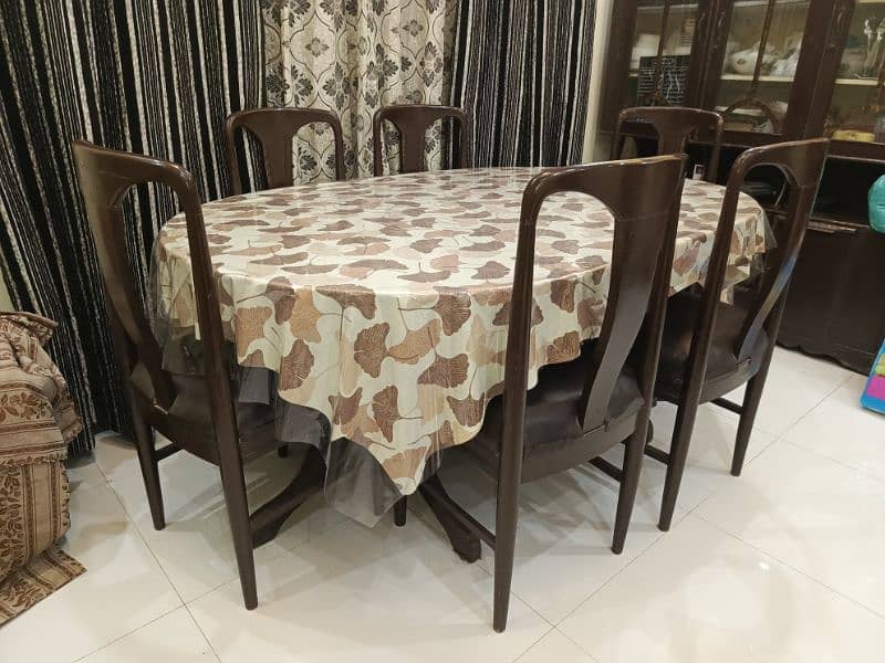 Wooden Dining Table - 6 Seats in new condition 4