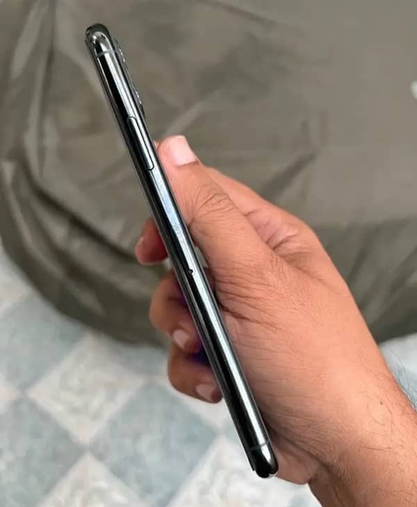 iPhone 11 Pro Max PTA Approved 3